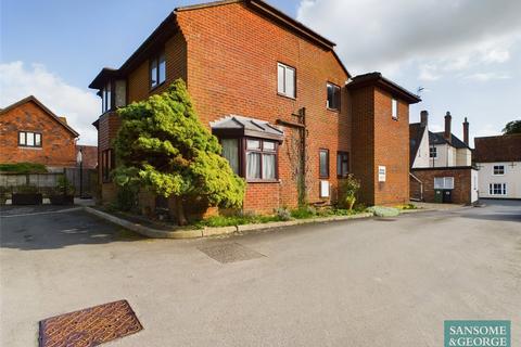 1 bedroom terraced house to rent, Phoenix Court, Kingsclere, Newbury, Hampshire, RG20