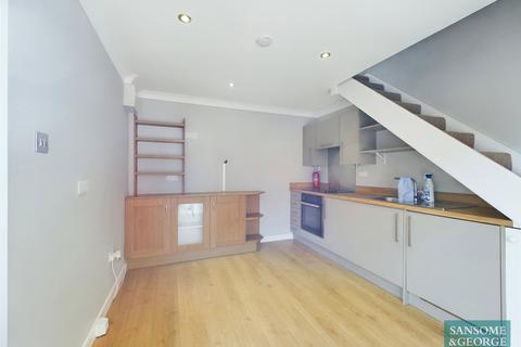 1 bedroom terraced house to rent, Phoenix Court, Kingsclere, Newbury, Hampshire, RG20
