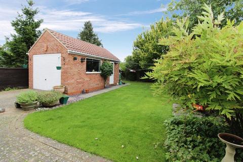54 Castle Drive, Northborough, Peterborough, PE6 9DL