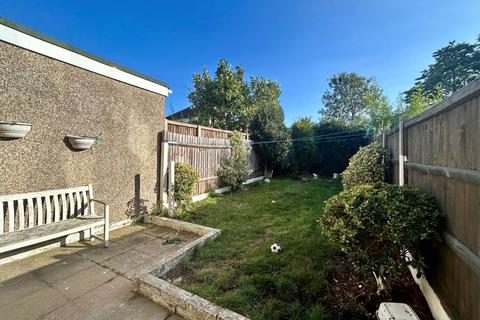 152 Howard Avenue, Bexley, DA5 3AX