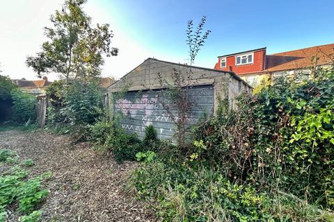 152 Howard Avenue, Bexley, DA5 3AX