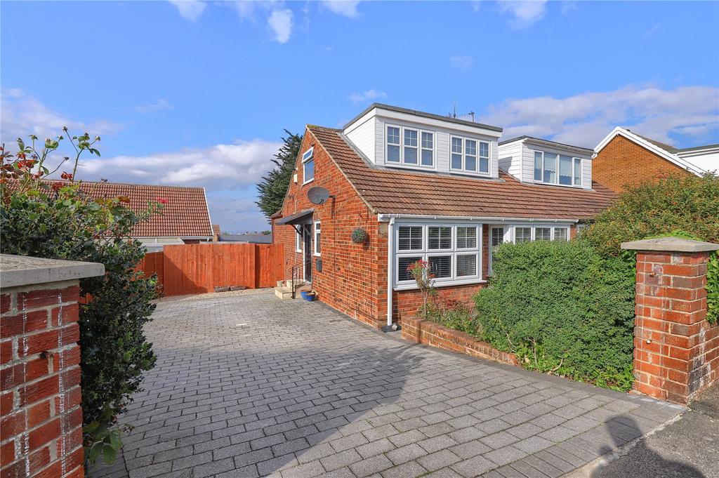 Spring Garden Lane, Ormesby 3 bed bungalow £210,000