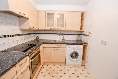 1 bedroom retirement property for sale, Beaconsfield Road, St. Albans