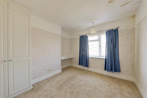 18 Broadwater Way, Worthing, BN14 9LP