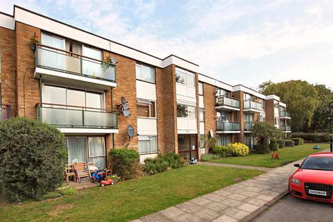 40 Wheatlands, Hounslow, TW5 0SA