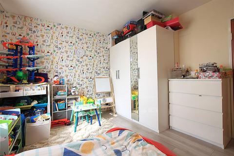 40 Wheatlands, Hounslow, TW5 0SA