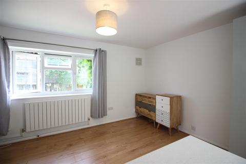 76 Parsonage Leys, Harlow, CM20 3PG