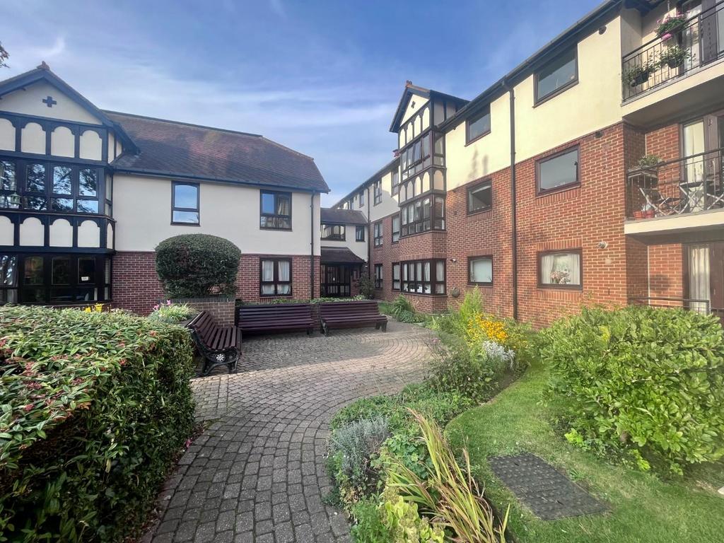 Billing Road, Abington, Northampton NN1 2 bed apartment for sale £140,000