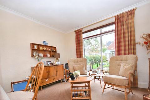 4 Cyprus Mount, Wakefield, WF1 2RH