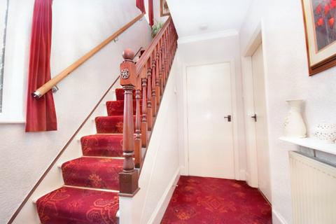4 Cyprus Mount, Wakefield, WF1 2RH