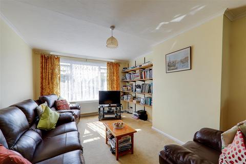 3 bedroom end of terrace house for sale - Roedean Road, Worthing