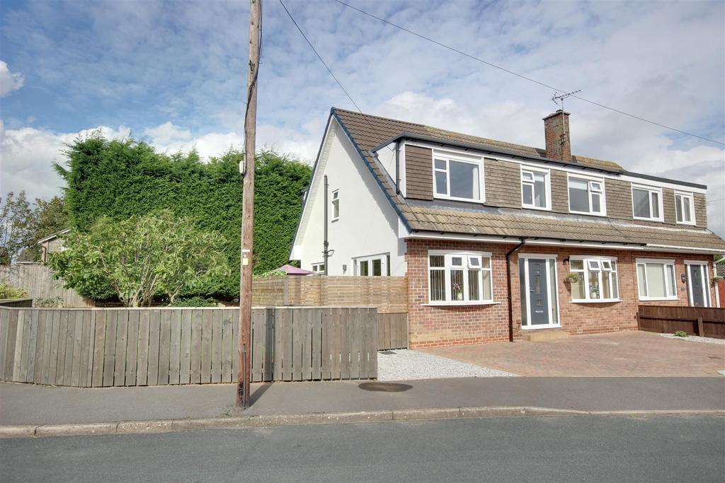 Eden Rise, Willerby 5 bed semidetached house £315,000