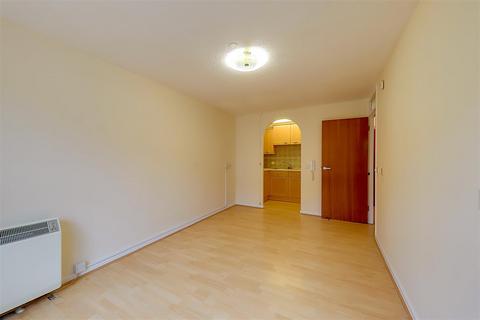 1 bedroom retirement property for sale, South Farm Road, Worthing