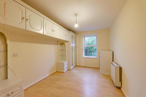 1 bedroom retirement property for sale, South Farm Road, Worthing