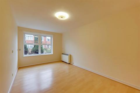 1 bedroom retirement property for sale, South Farm Road, Worthing