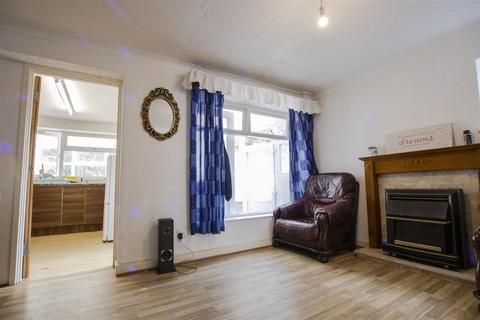 3 bedroom house to rent, Lodge Hill Road, Birmingham