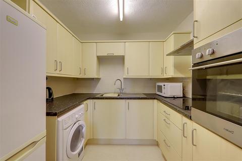 1 bedroom retirement property for sale, Penrith Court, Broadwater Street East, Worthing