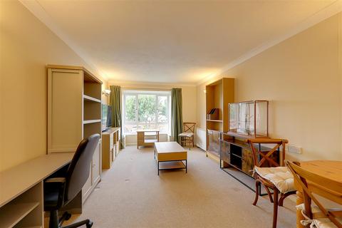 1 bedroom retirement property for sale, Penrith Court, Broadwater Street East, Worthing