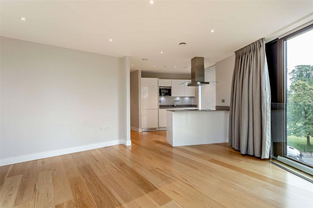 Kitchen/ Lounge