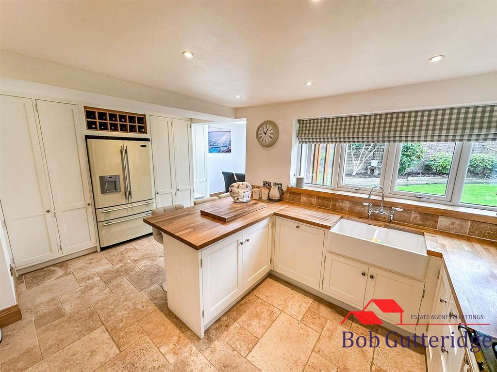 Bespoke made fitted kitchen / breakfast room