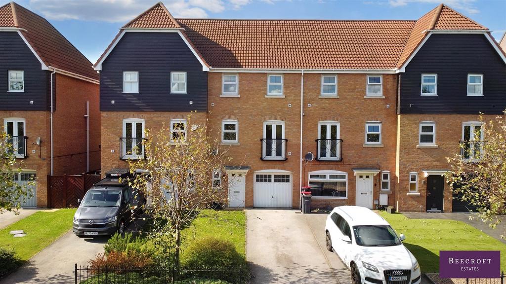 Wharf Road, Kilnhurst, Mexborough 4 bed townhouse £195,000