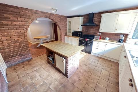4 bedroom detached house for sale, Brimstage Road, Heswall, Wirral