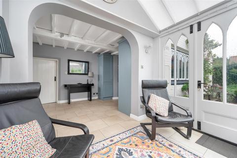 Southfields Main Road, Hawksworth, Nottingham, NG13 9DD