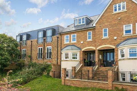 4 bedroom townhouse for sale, Hill House Drive, Hampton