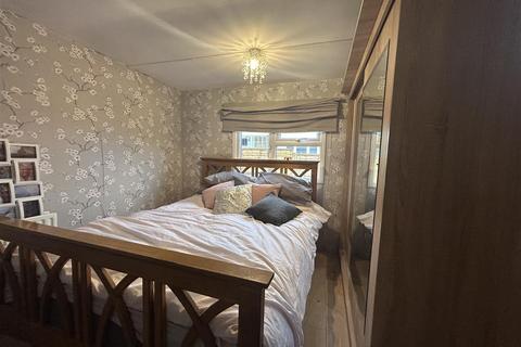 2 bedroom park home for sale, Newton Road, Bishopsteignton, Teignmouth