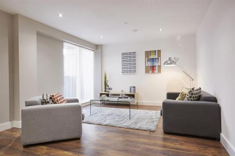 3 bedroom apartment to rent - One Cambridge Street, Manchester