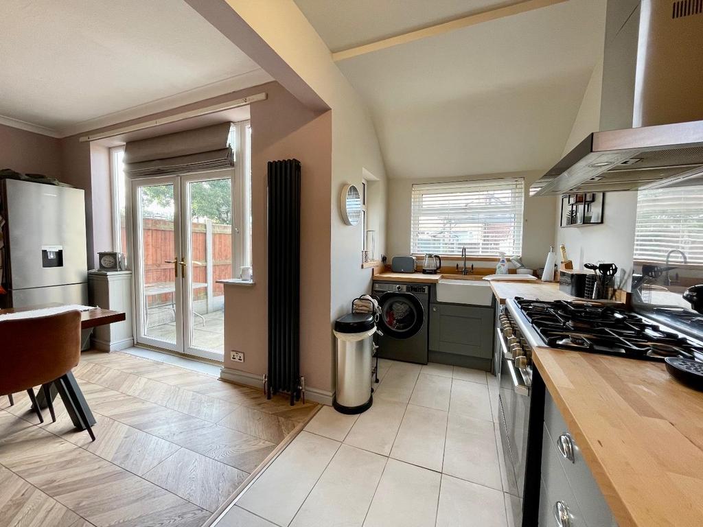 Kitchen/dining area