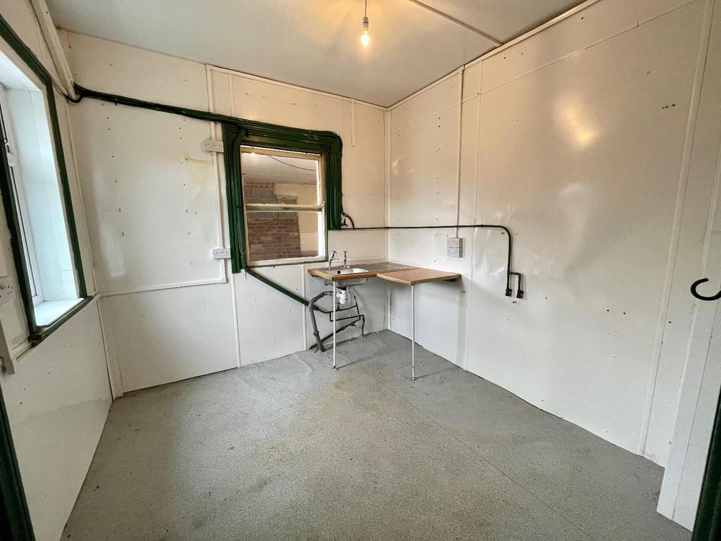 Potential kitchen/store