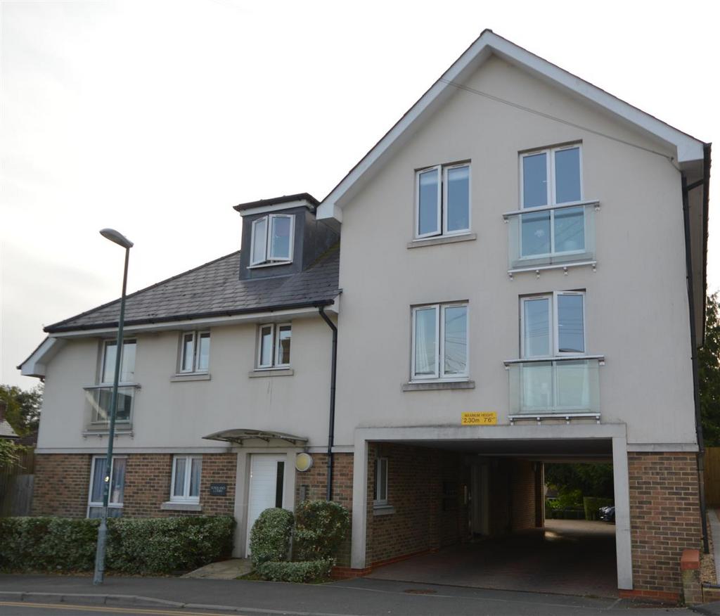 Whitehill Road, Crowborough 1 bed flat for sale £165,000