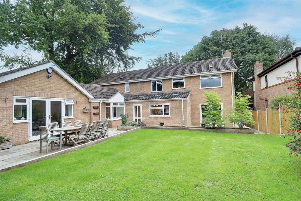 Tall Trees, Hessle 4 bed detached house for sale £575,000