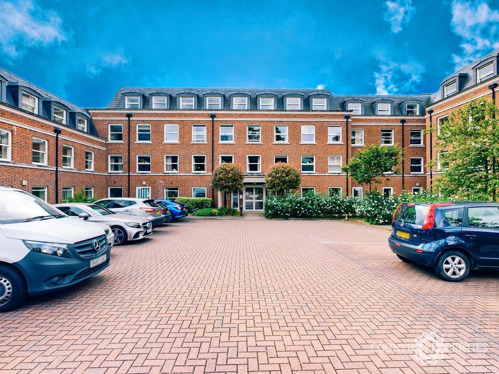College Way, Welwyn Garden City, AL8 2 bed retirement property for sale