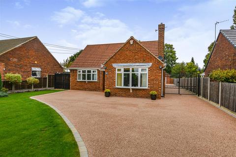 99 Brigg Road, Messingham, Scunthorpe, DN17 3QX