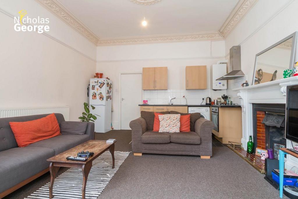 Sandford Road, Moseley, B13 9BU 1 bed flat £650 pcm (£150 pw)