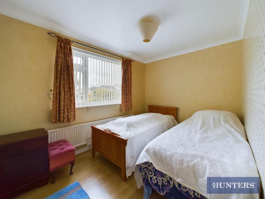 Bed 3.jpg