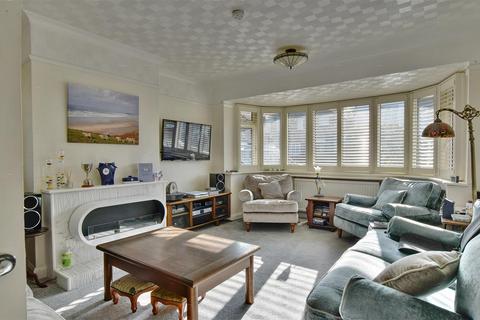 3 bedroom detached bungalow for sale, Hillcrest Avenue, Bexhill-On-Sea