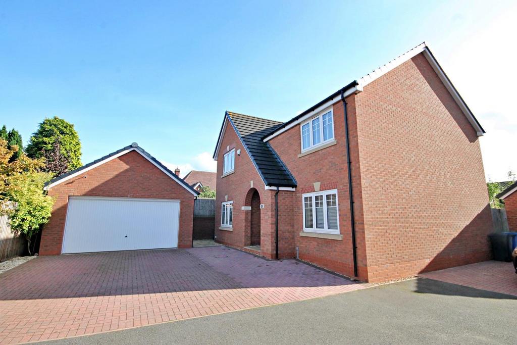 Dumolos Close, Glascote, Tamworth 4 bed detached house for sale £400,000