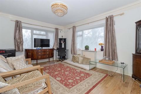 3 bedroom apartment for sale, Eaton Gardens, Hove