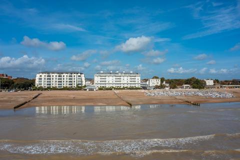 2 bedroom apartment for sale - 3 - 10 Marine Parade, Worthing, West Sussex