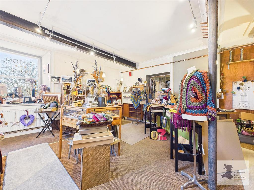 Retail/Shop Area Front