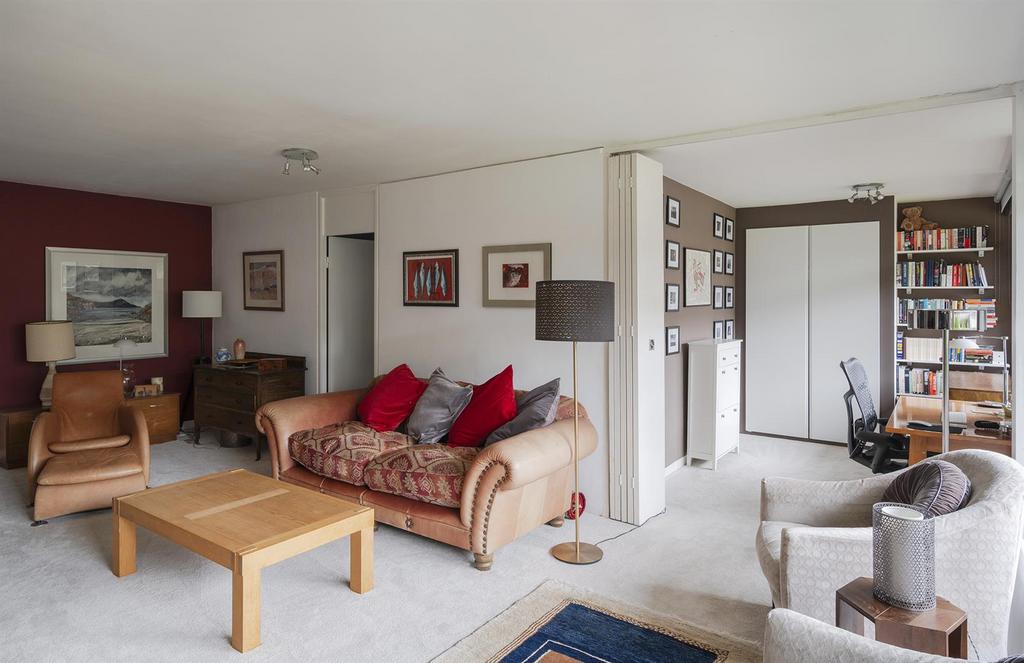102 Mountjoy House - low res - NPP06022.jpg