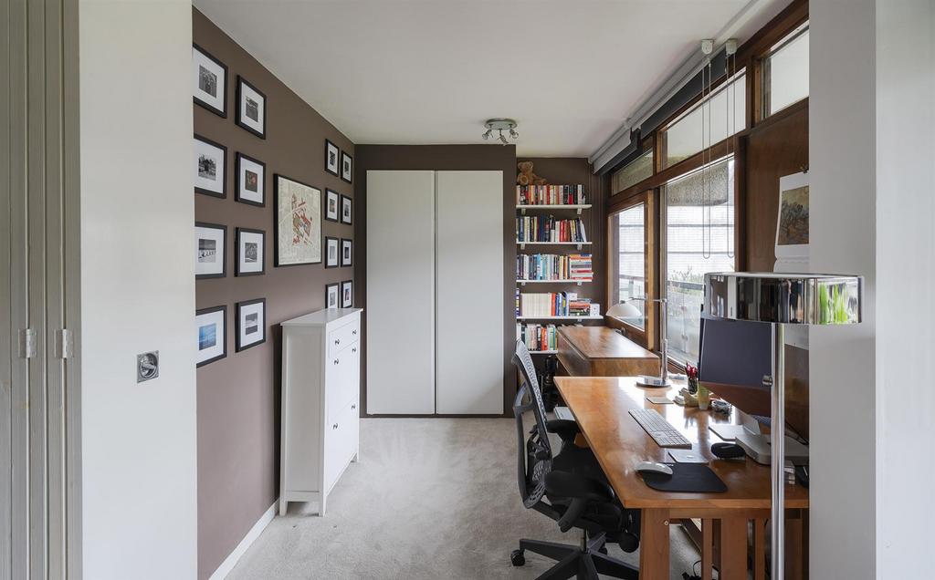 102 Mountjoy House - low res - NPP06023.jpg