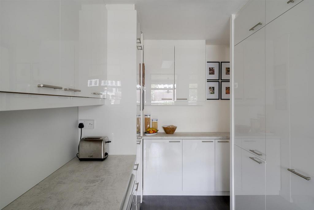 102 Mountjoy House - low res - NPP06015.jpg