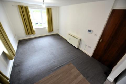 2 bedroom flat to rent - Horsforth House, Flat 10