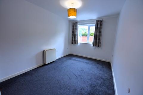 2 bedroom flat to rent - Horsforth House, Flat 10