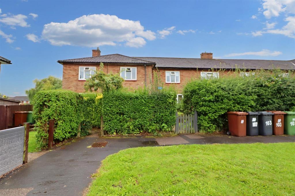 Buckingham Road, Borehamwood 1 bed apartment for sale £225,000