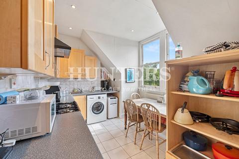 2 bedroom flat for sale, Dartmouth Road, London, NW2
